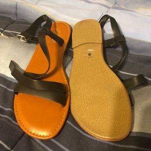 Women’s sandals